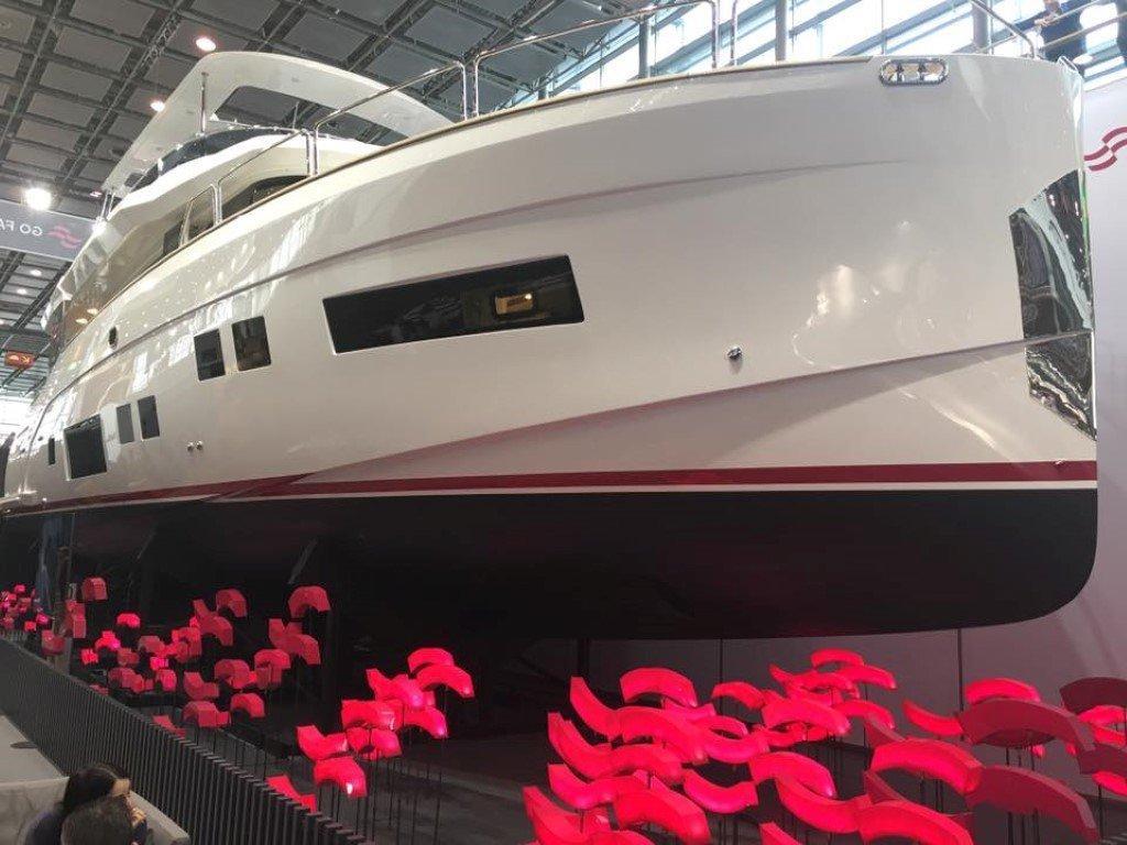 Sirena Marine-Sirena Yacht-Euphoria-Azuree-Düsseldorf-2017-Boat Show Fuarı- (1)